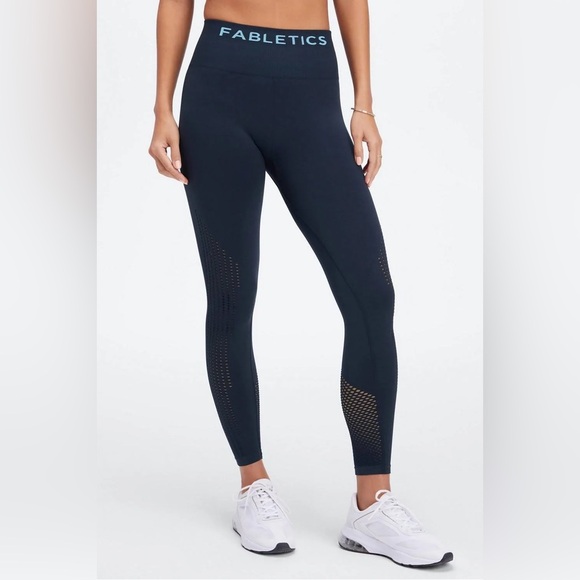 Fabletics Seamless Sync Leggings High Waisted 7/8 Length Black Womens Size Large - Picture 1 of 12